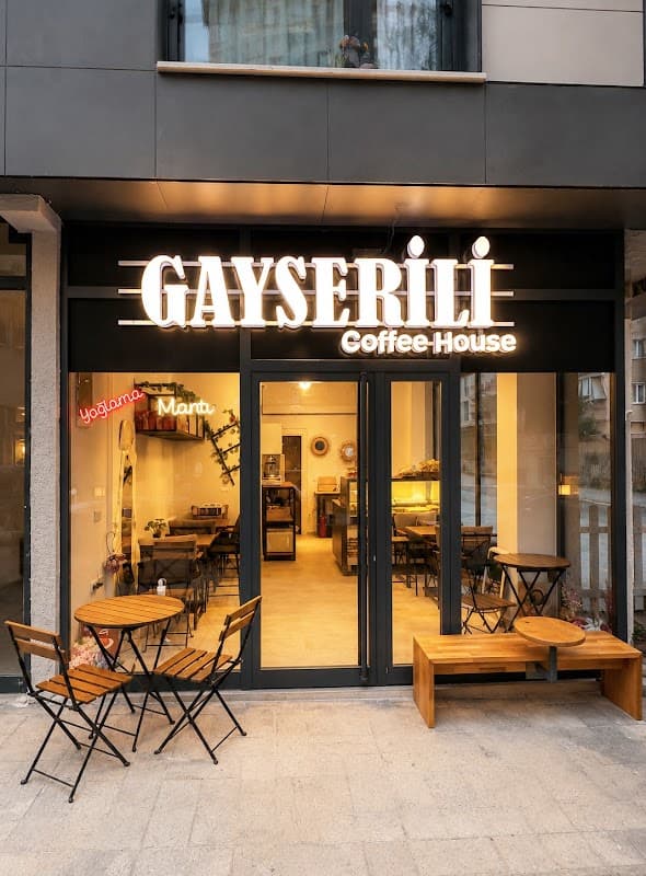 Gayserili Mantı & Cafe - Kadıköy