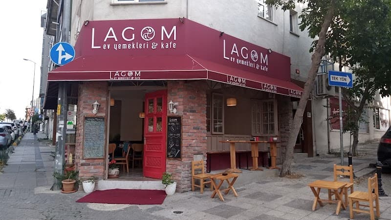 LAGOM EV YEMEKLERİ VE KAFE - Kadıköy
